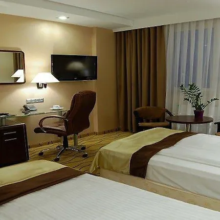 Hotel Ambasador Centrum 4*