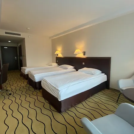 Hotel Ambasador Centrum 4*