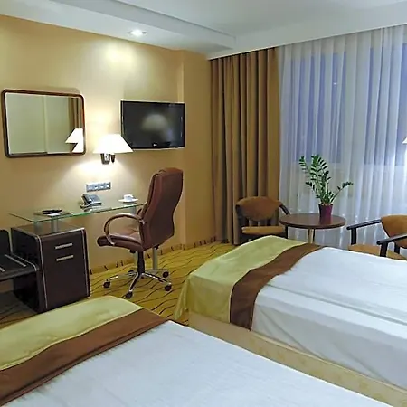 Hotel Ambasador Centrum 4*