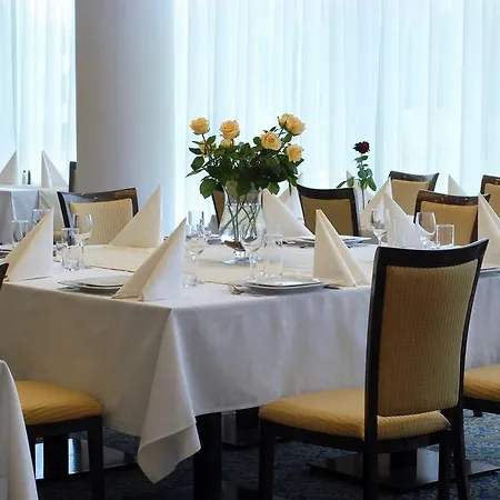 Hotel Ambasador Centrum 4*