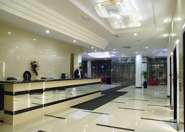 Ambasador Centrum Отель 4*