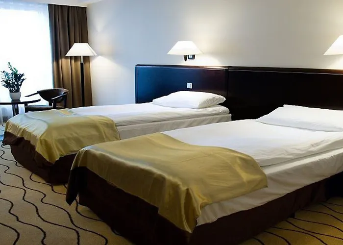 Отель Ambasador Centrum 4*